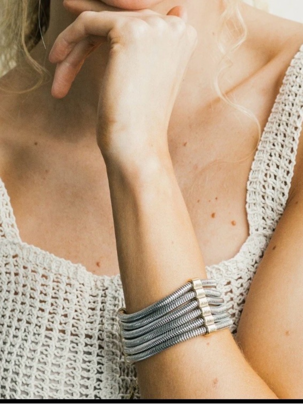 Plunder Design Jewelry Tessa Silver Chain Gold Accent Bangle Bracelet NWOT - Picture 3 of 3